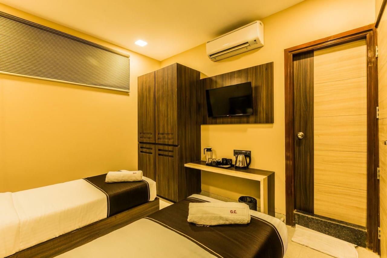 Golden Crown Hotel Bombay